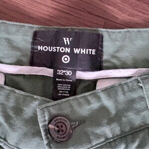 Houston White Men's Olive Green Chinos - Classic Fit
